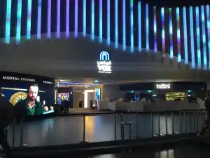 مركز فوكس سينما في الرياض بارك — الواجهة الرئيسية وشاشات العرض
